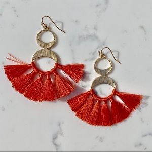 Fun coral and gold earrings ✨